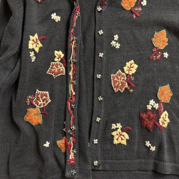 Vintage Bobbie Brooks Womens Gray Fall Cardigan Sweater Embroidered Sz XL 16/18 - Picture 3 of 15